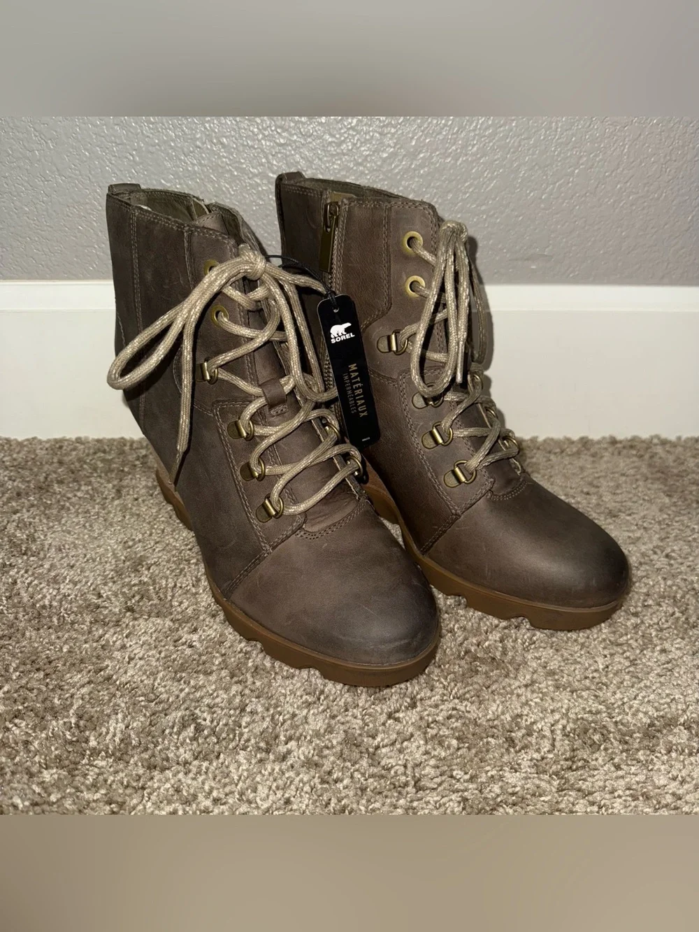 Brand New Sorel Joan of Arctic Lace-Up Wedge Boot